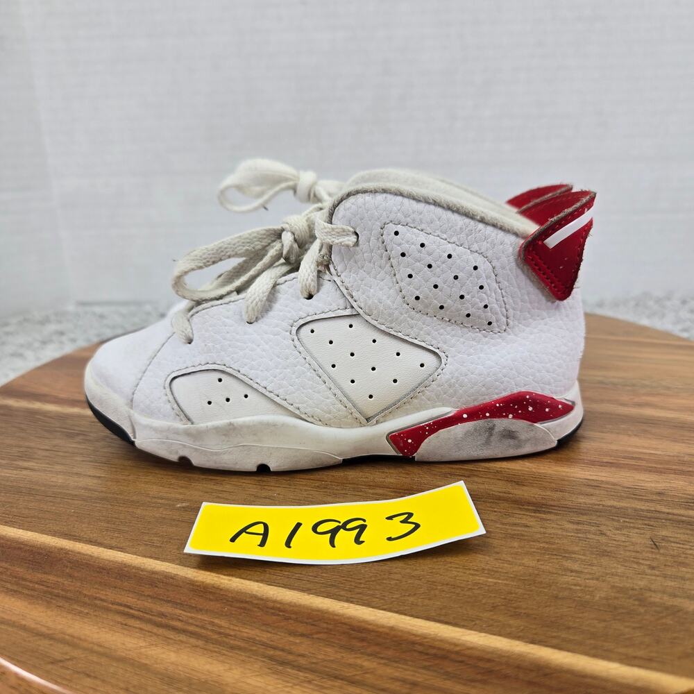 Jordan 6 Retro Toddler 9c Red Oreo TD White Casual Lifestyle Walker Sneaker